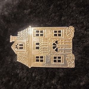 Vintage Signed NT Gold Vermeil Sterling Silver TOWNHOUSE Brooch Pin 2”